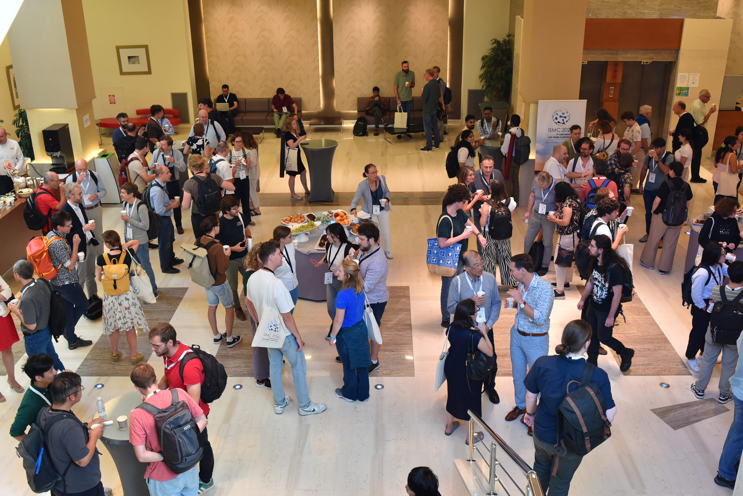 Coffee Break sto Minoa Palace