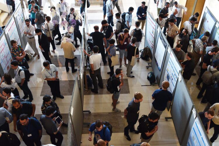 Όσον αφορά την επικοινωνία με το Διάζωμα Οργάνωση Εκδήλωση